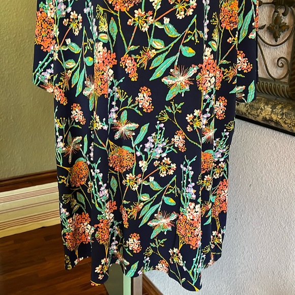 NWT Ulla Popken Knit Stretch Top pretty floral print / short sleeved Sz 24/26 - Picture 3 of 13